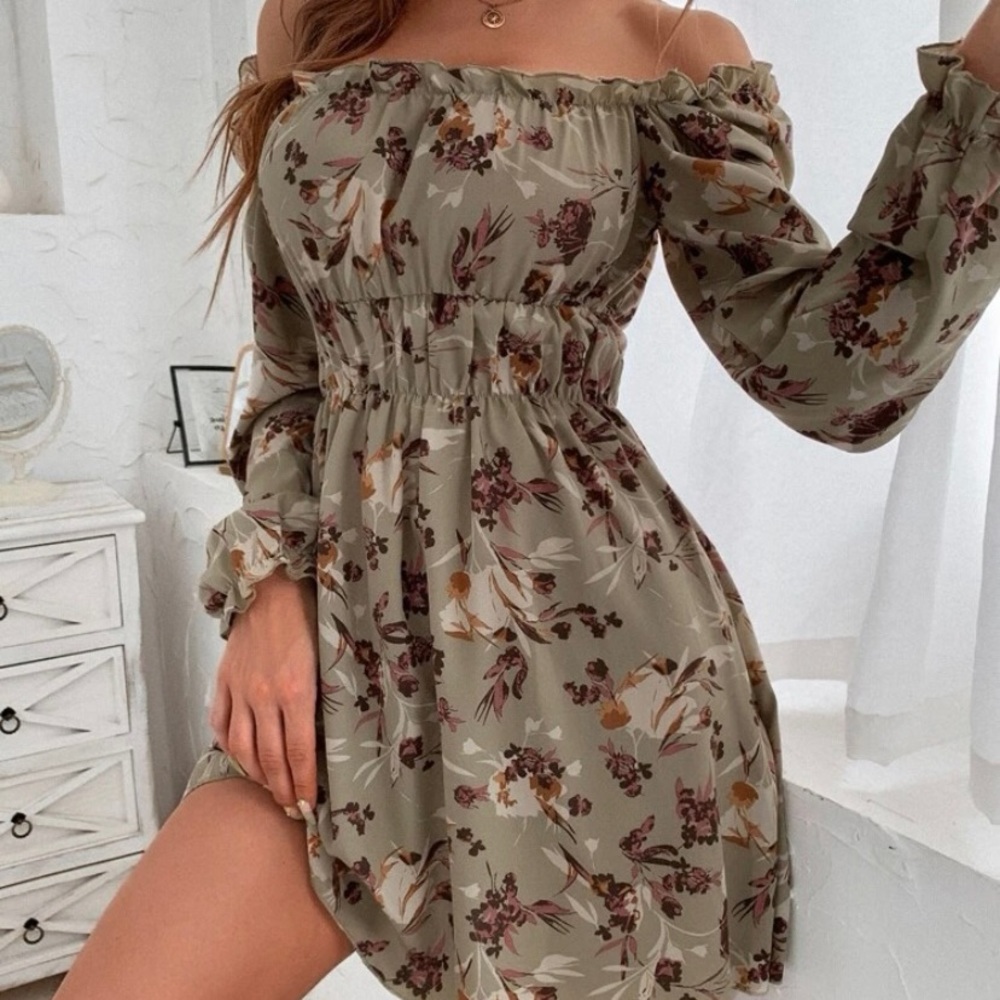 Women’s off the shoulder floral dress - Picture 3 of 7